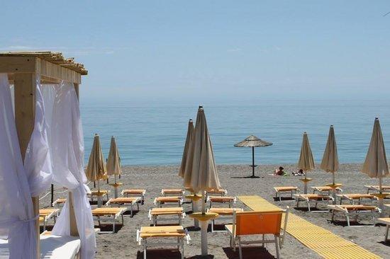 Hotel Sylesia Letojanni Buitenkant foto